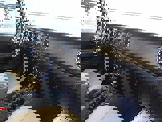 Used 2021 Jeep Wrangler Unlimited Sahara image 23