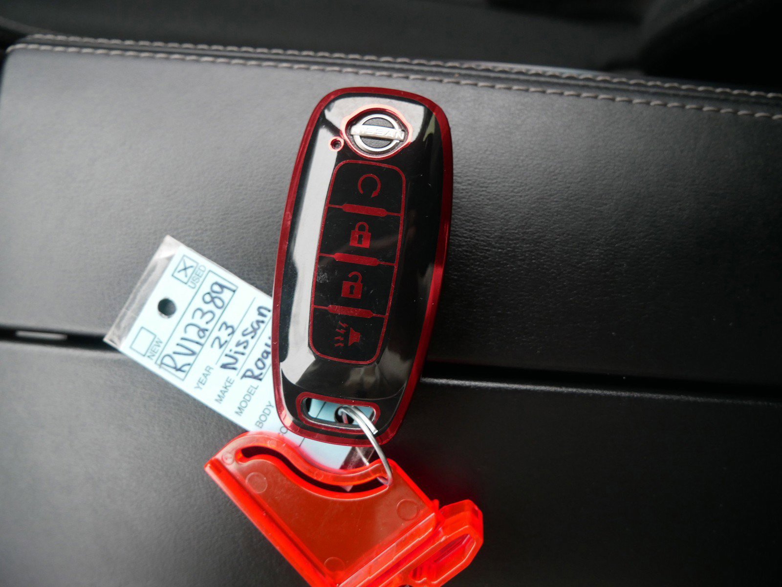 Used 2023 Nissan Rogue SV image 19