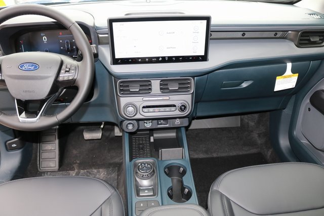 New 2025 Ford Maverick Lariat w/ Black Appearance Package image 12