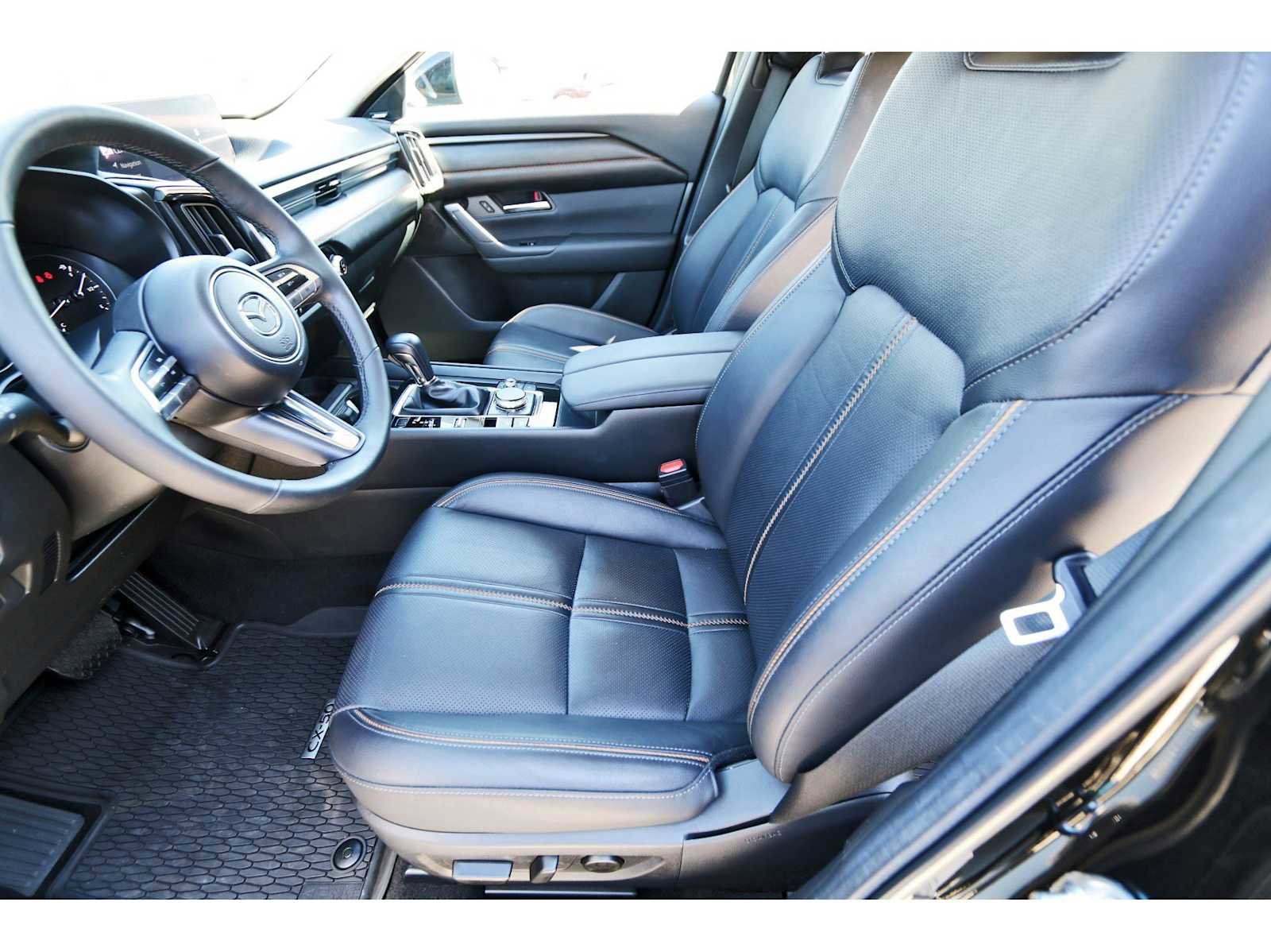 Used 2024 MAZDA CX-50 2.5 Turbo w/ Premium Plus Pkg image 11