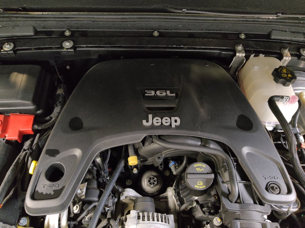 Used 2018 Jeep Wrangler Unlimited Sport S AWD/4WD image 30