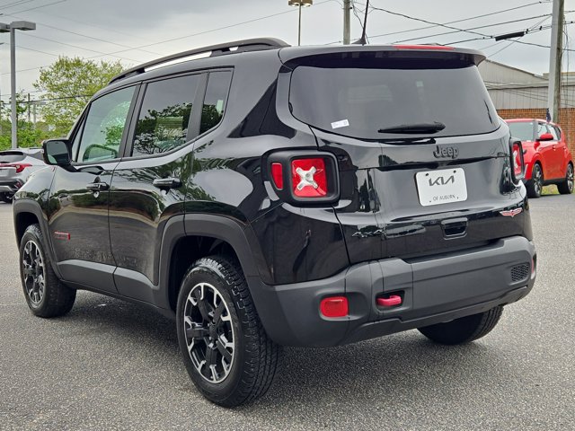 Used 2023 Jeep Renegade Trailhawk AWD/4WD image 38