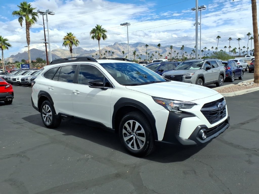 Used 2025 Subaru Outback Premium AWD/4WD image 31