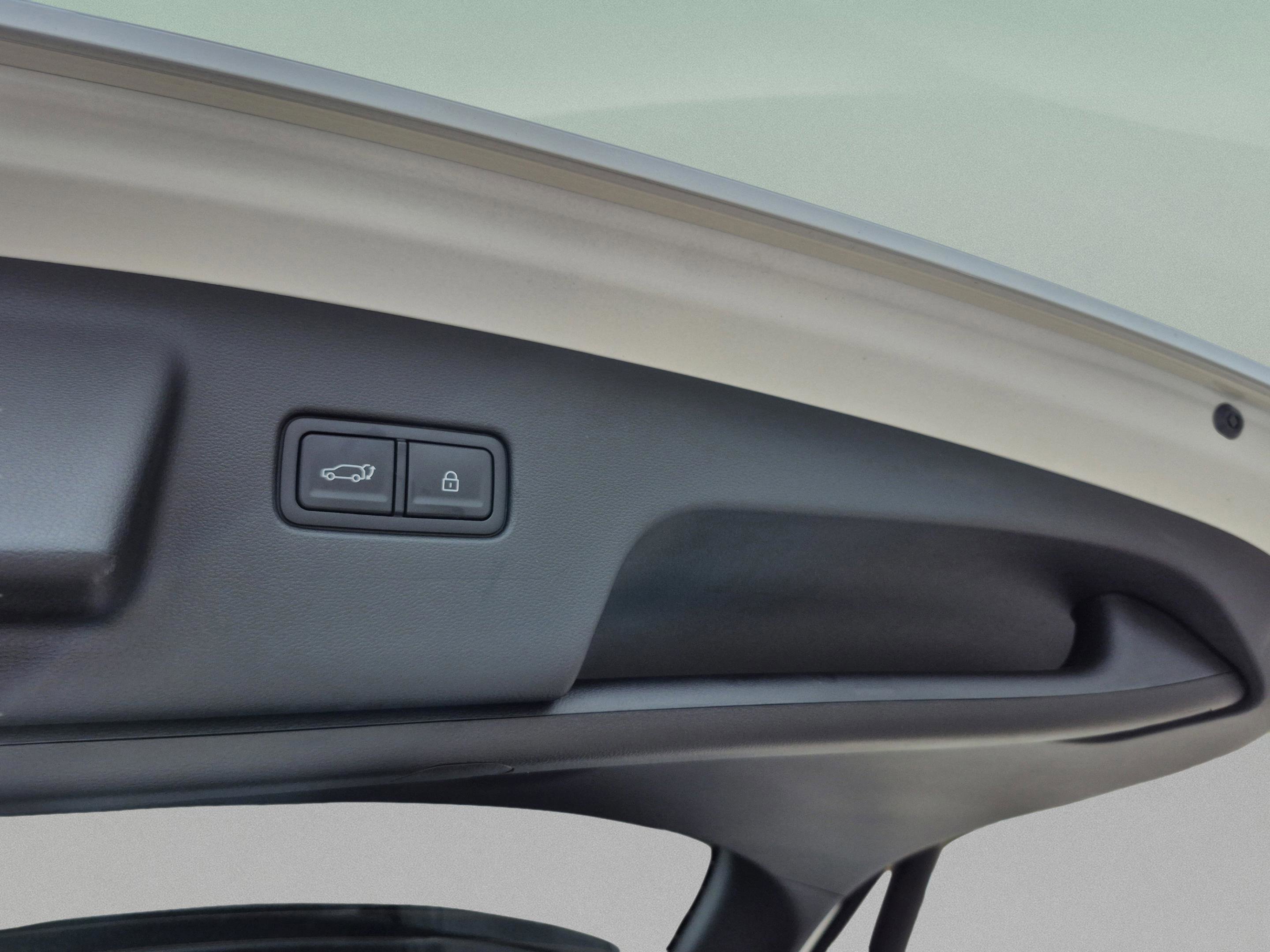 New 2026 Hyundai Palisade SEL Premium FWD image 10