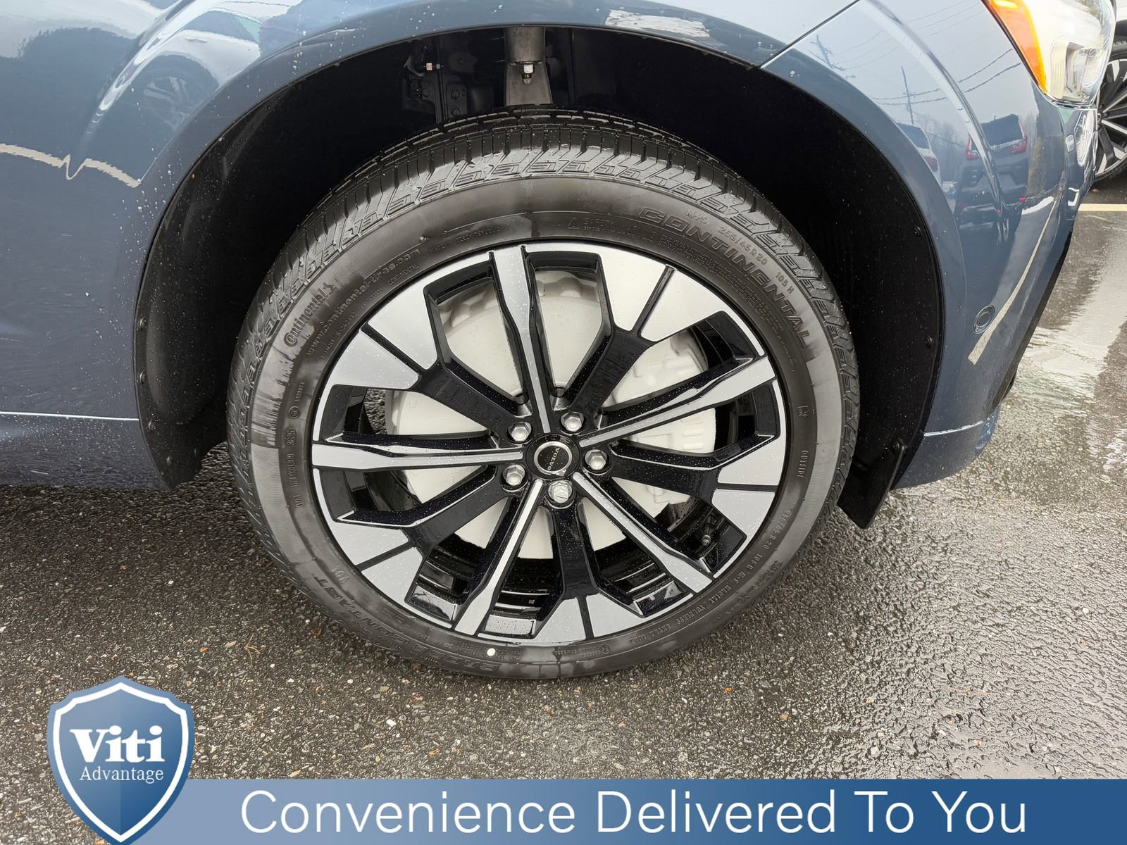 New 2026 Volvo XC60 T8 Plus w/ Protection Package Premier image 10