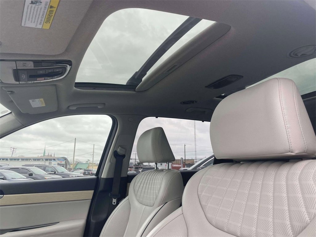Used 2023 Hyundai Palisade Limited image 21