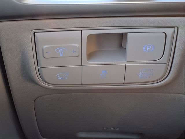 New 2026 Hyundai Tucson Limited image 24