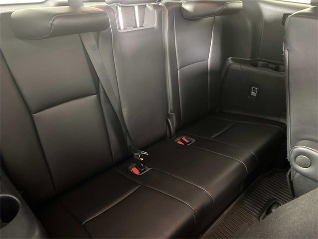 Used 2022 Toyota Highlander XLE image 13