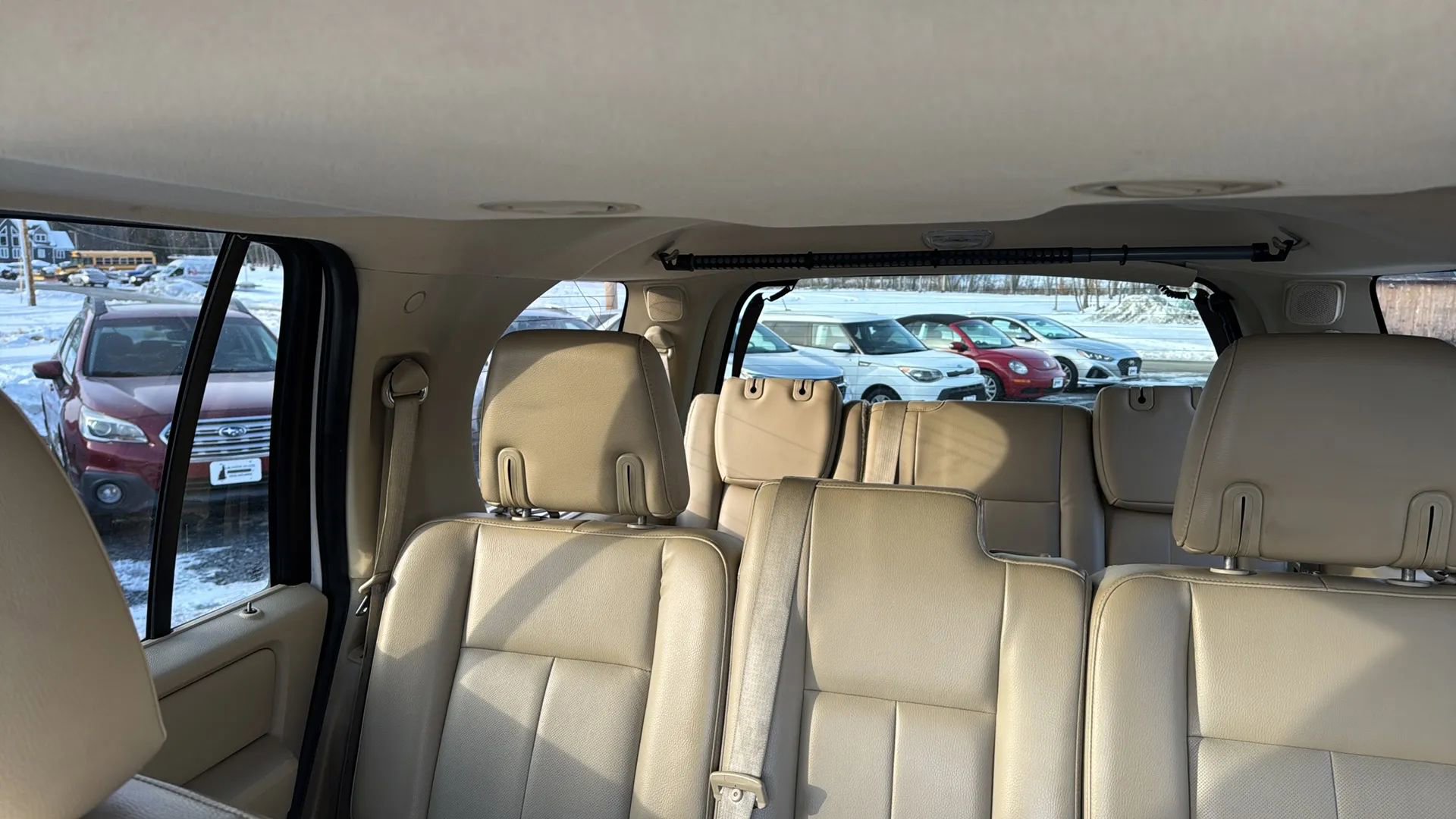 Used 2015 Ford Expedition Limited w/ Equipment Group 301A AWD/4WD image 23