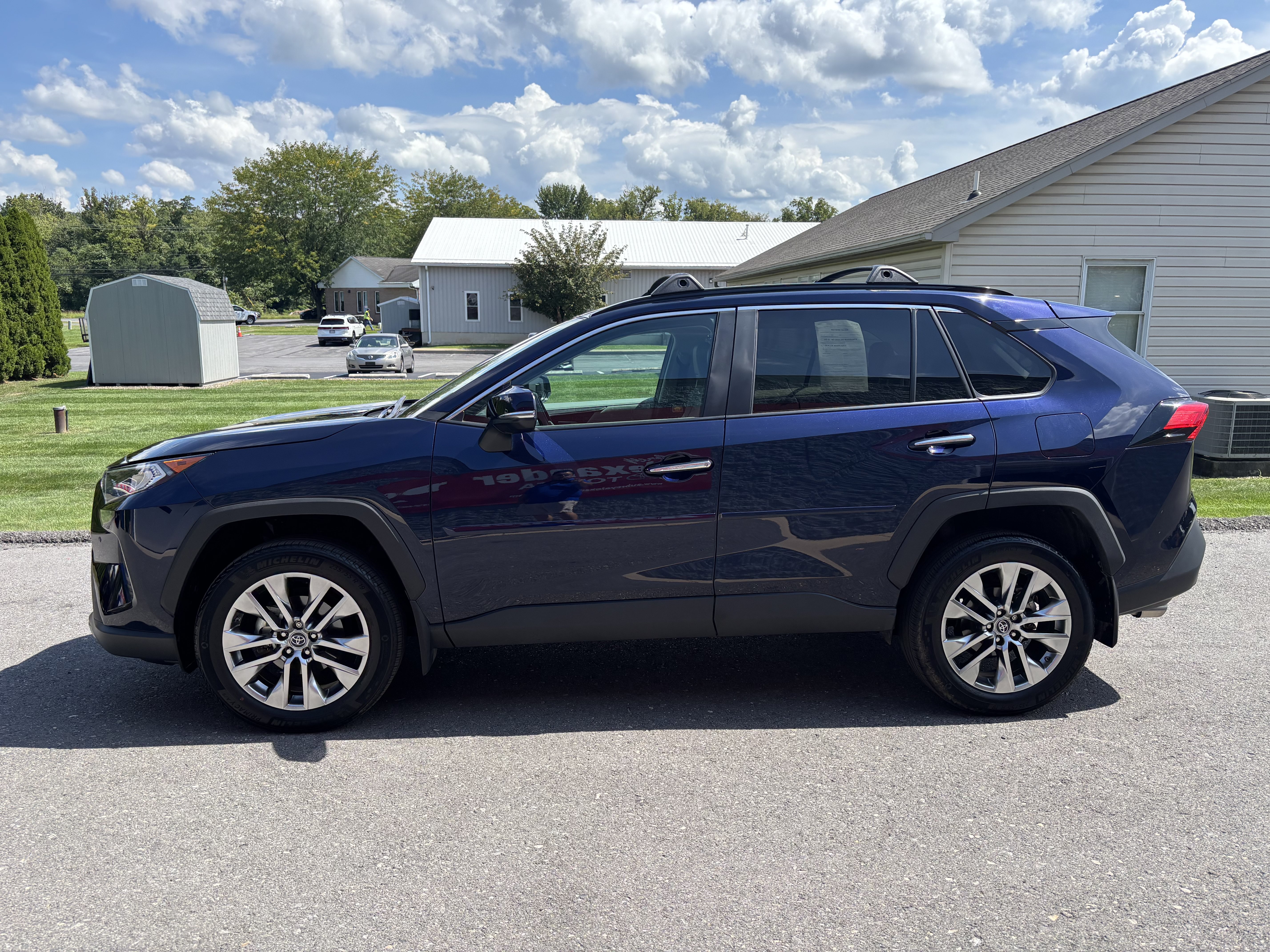 Used 2019 Toyota RAV4 Limited w/ Protection Package AWD/4WD image 7