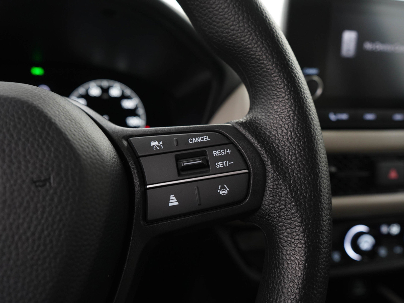 Used 2024 Honda HR-V LX image 25