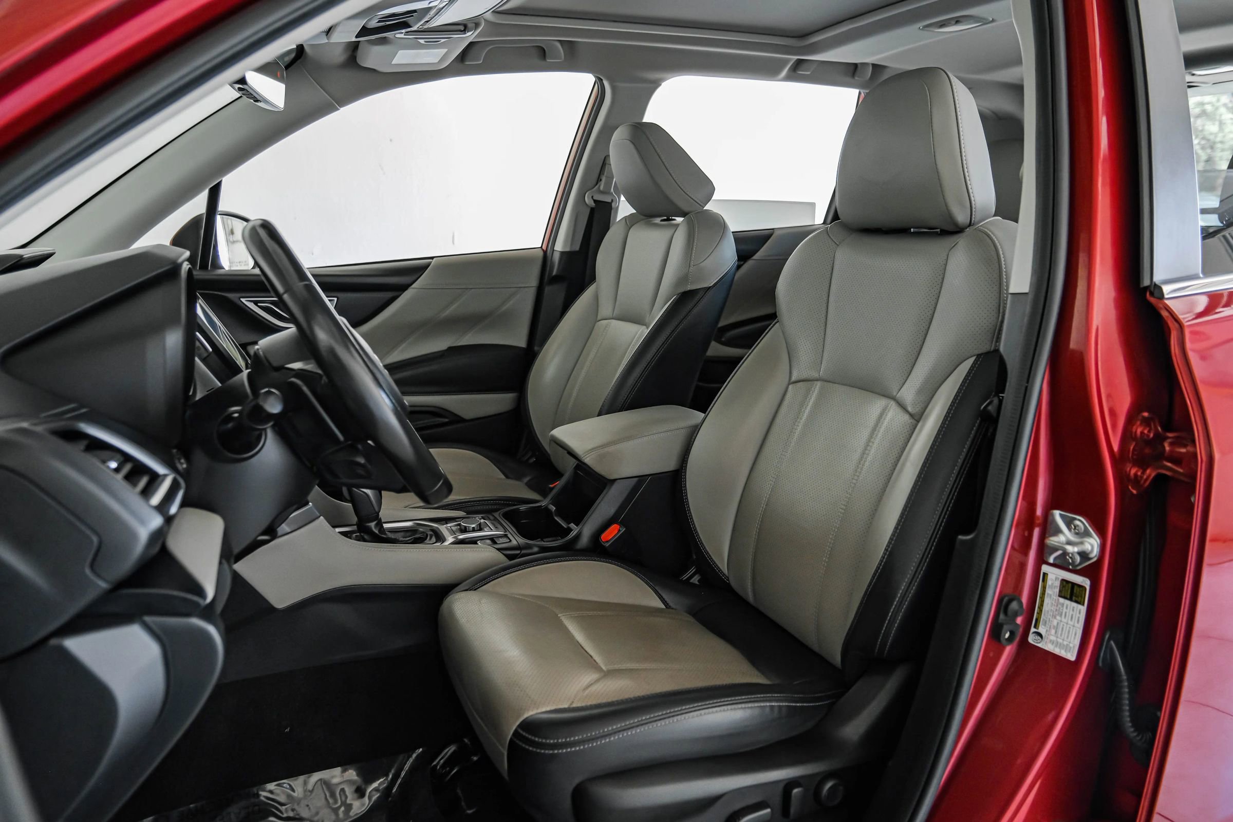 Used 2023 Subaru Forester Limited w/ Popular Package #2 image 25