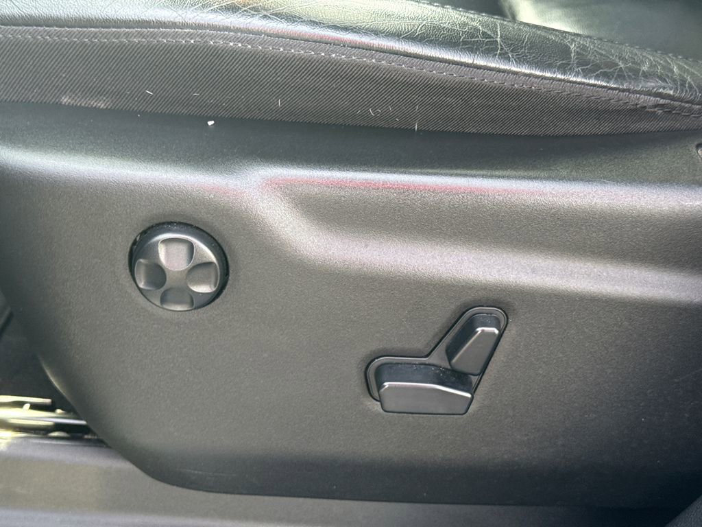 Used 2021 Jeep Grand Cherokee Limited image 18