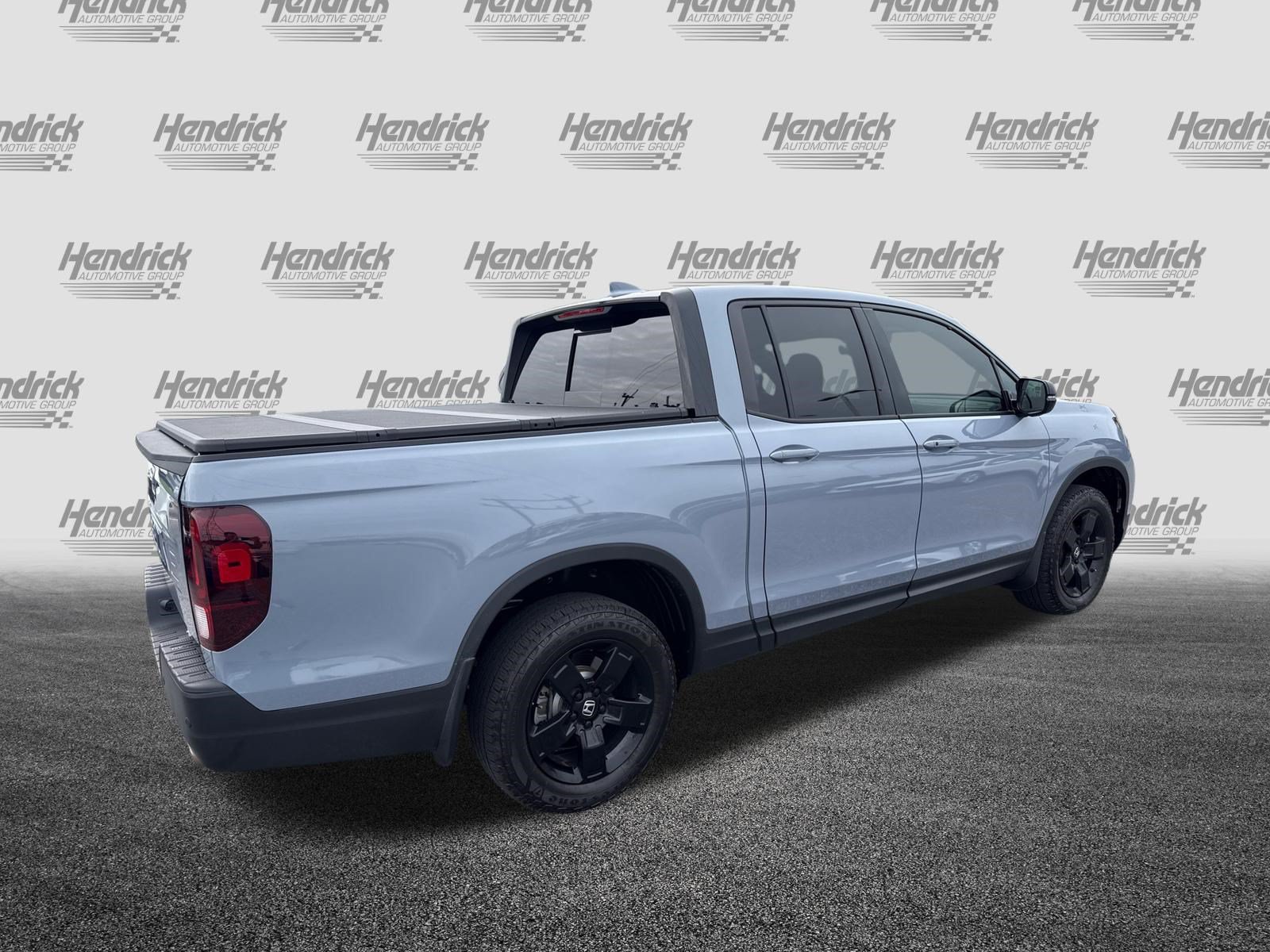 Certified 2025 Honda Ridgeline Black Edition image 10