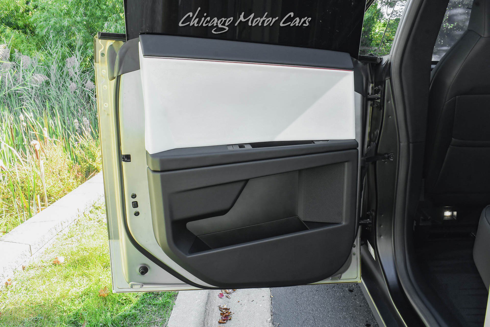 Used 2024 Tesla Cybertruck Cyberbeast image 28