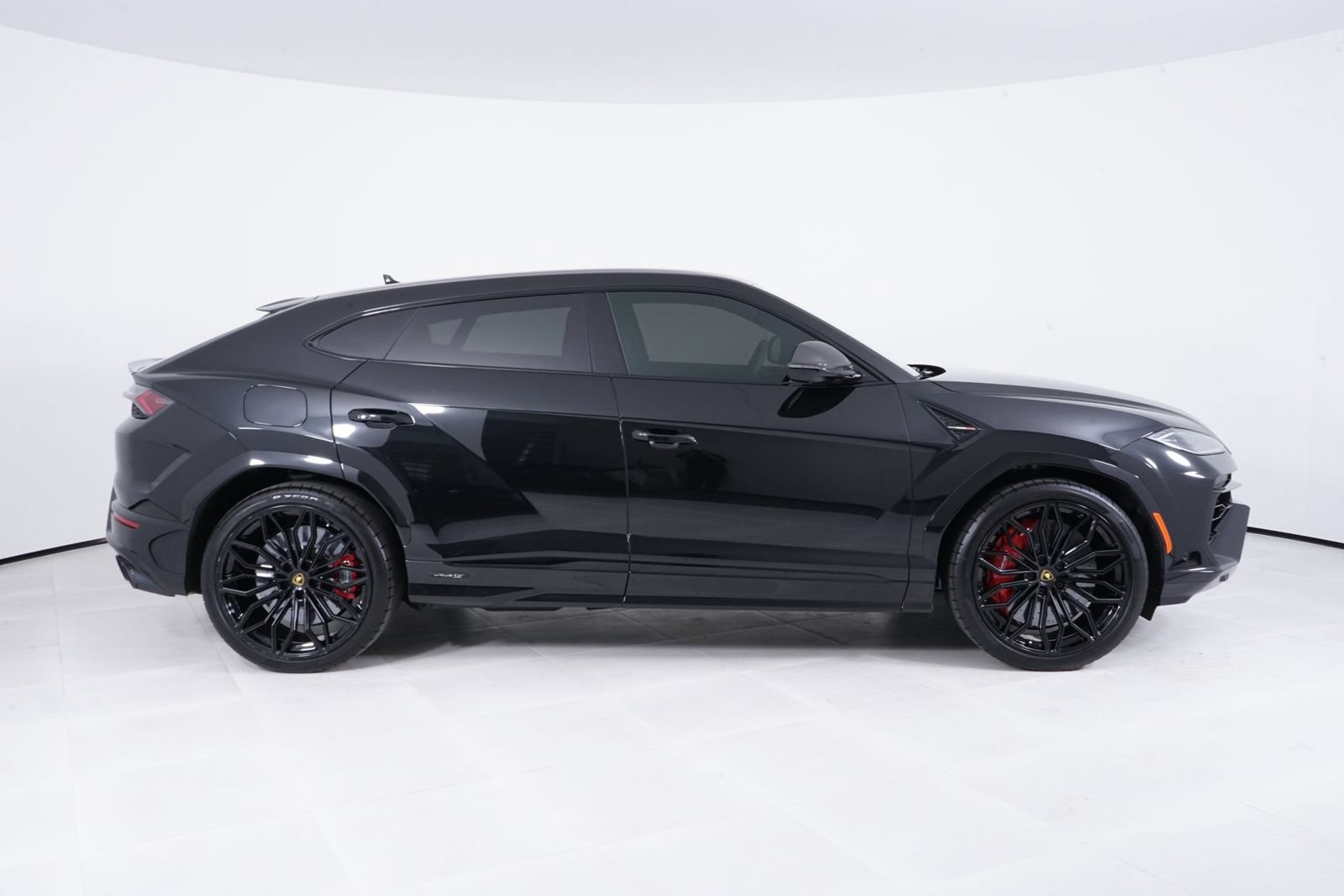 Used 2025 Lamborghini Urus S AWD/4WD image 8
