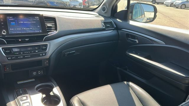 Used 2023 Honda Ridgeline RTL-E image 25