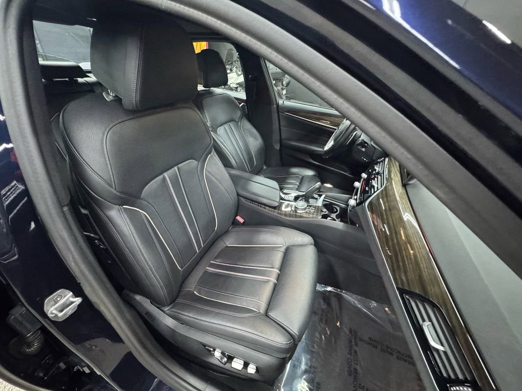 Used 2019 BMW 540i xDrive w/ Convenience Package image 20