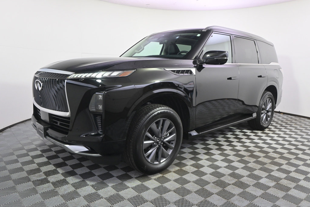 Used 2025 INFINITI QX80 Pure AWD/4WD image 2