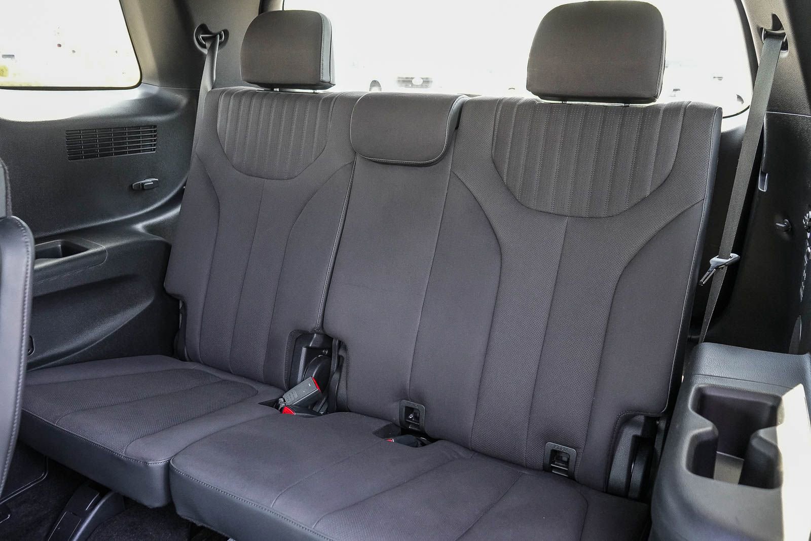 Used 2024 Hyundai Palisade Calligraphy image 19