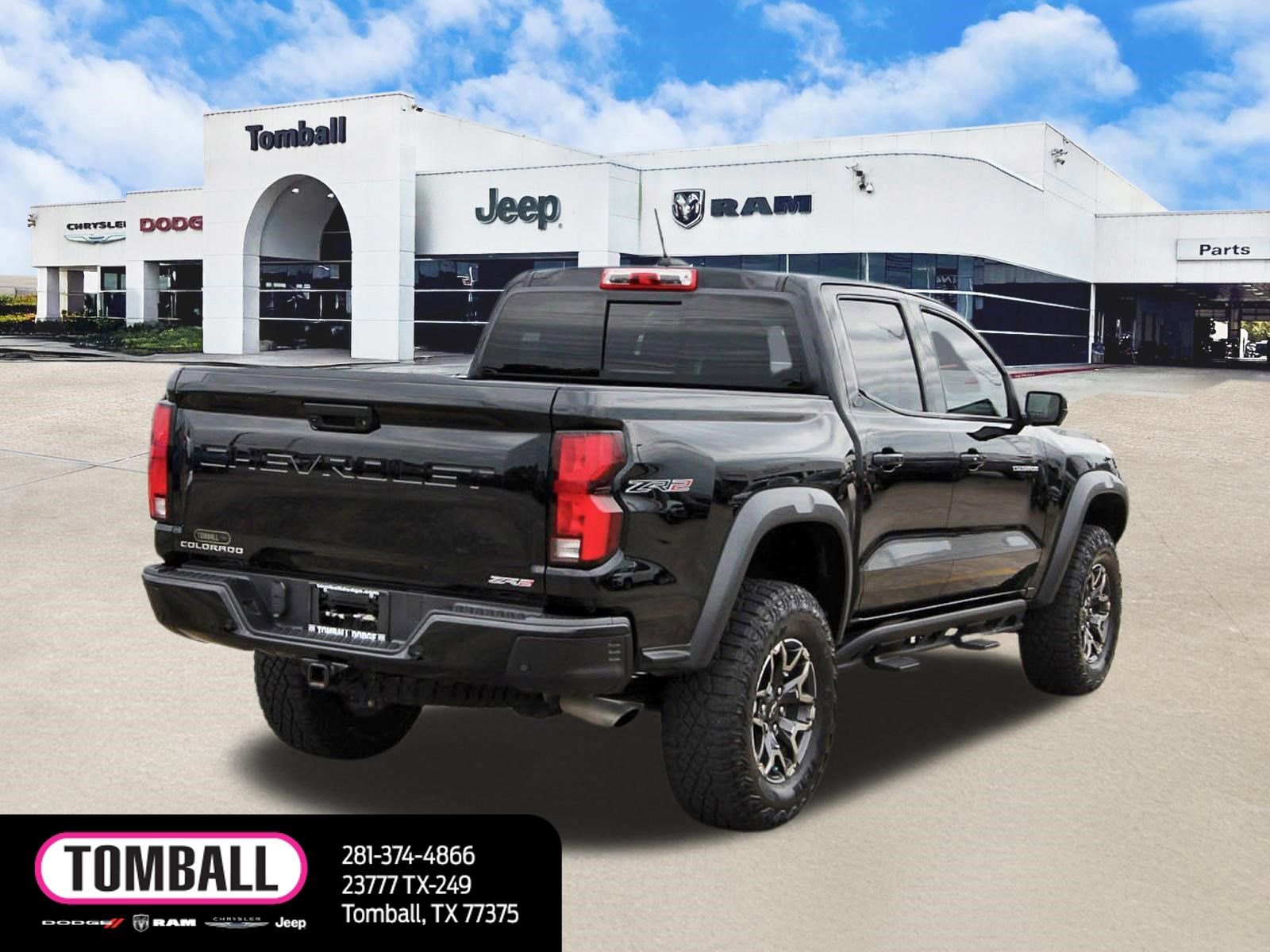 Used 2025 Chevrolet Colorado ZR2 w/ Technology Package AWD/4WD image 7