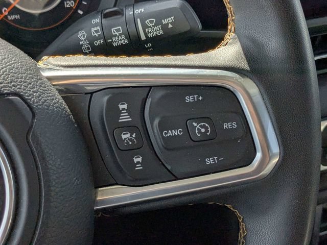 Used 2025 Jeep Wrangler Unlimited Sahara AWD/4WD image 23