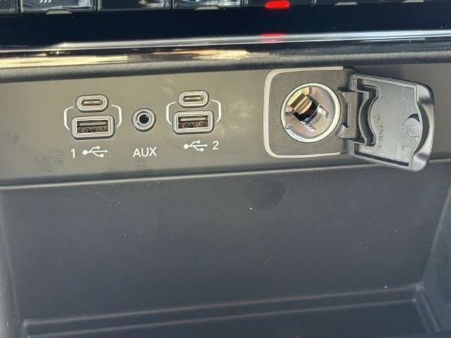 New 2025 Jeep Grand Cherokee Limited image 23