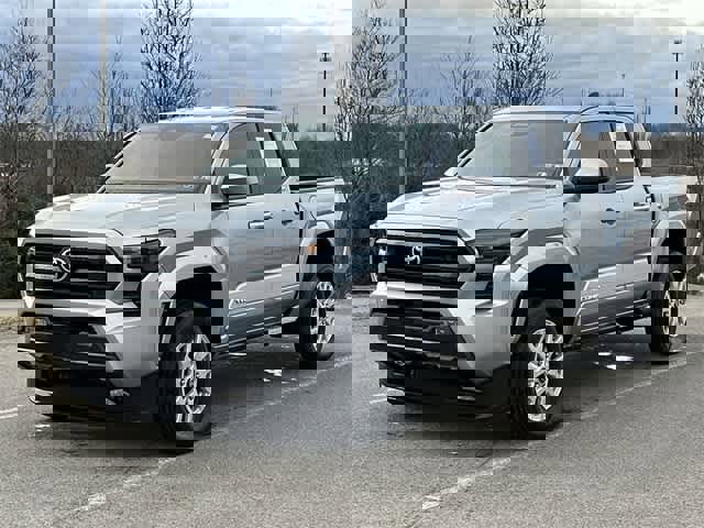 Used 2025 Toyota Tacoma SR5
