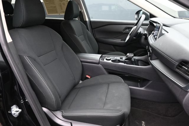 Used 2024 Nissan Rogue S AWD/4WD image 30