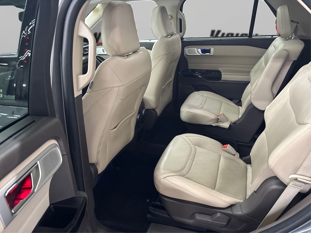 Used 2021 Ford Explorer Platinum w/ Equipment Group 601A AWD/4WD image 10