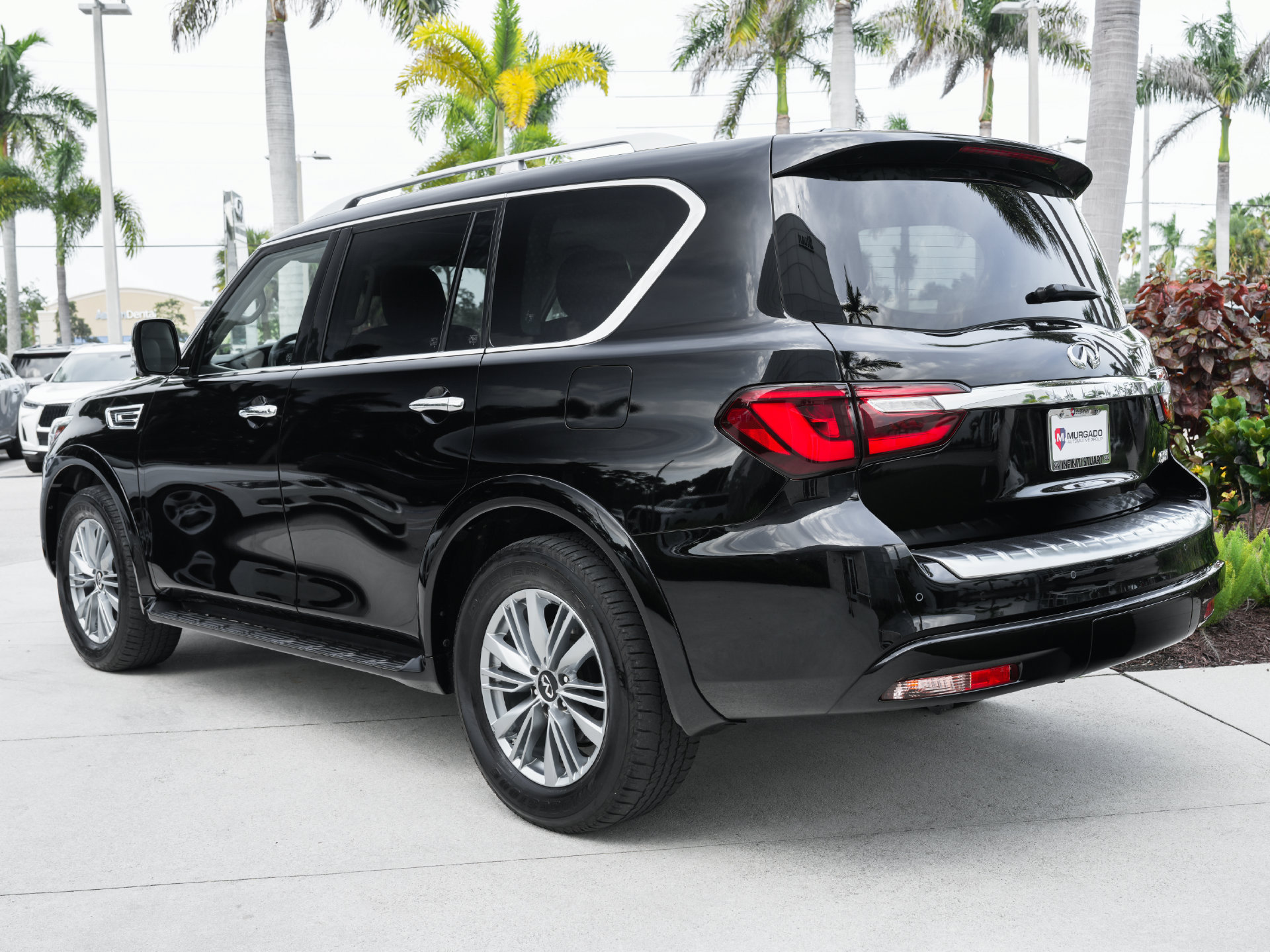 Used 2023 INFINITI QX80 Luxe w/ Cargo Package RWD image 24