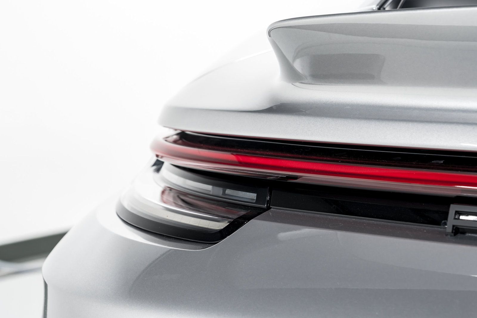 Used 2025 Porsche 911 GT3 RS RWD image 51