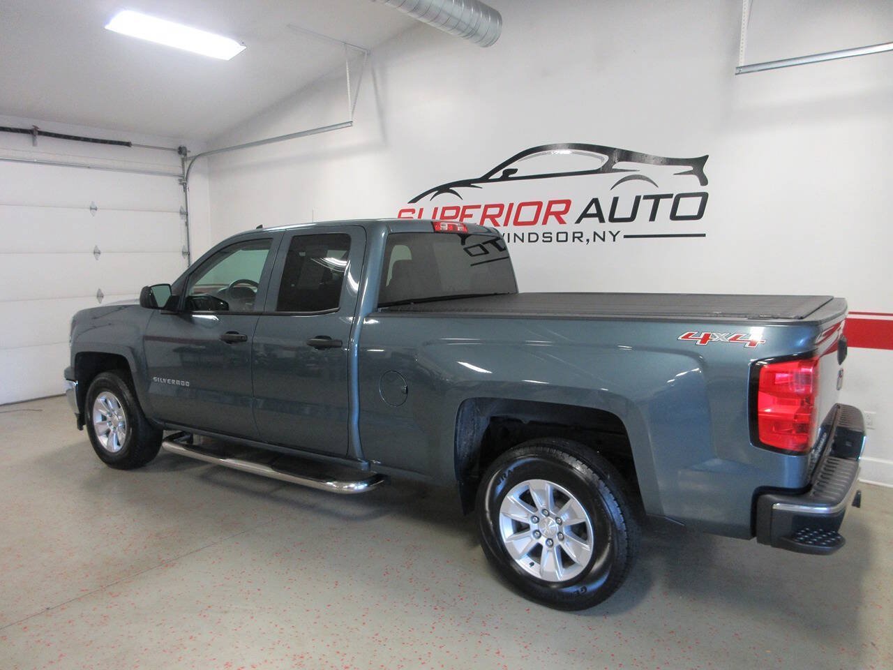 Used 2014 Chevrolet Silverado 1500 W/T w/ Trailering Package AWD/4WD image 3