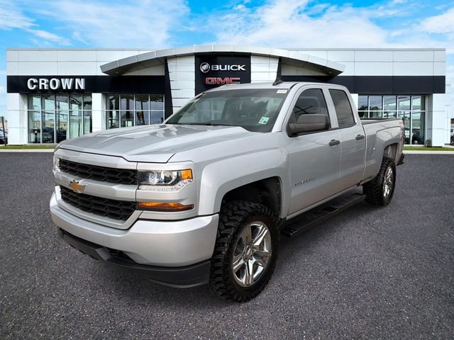 Used 2018 Chevrolet Silverado 1500 Custom w/ Custom Value Package AWD/4WD image 1