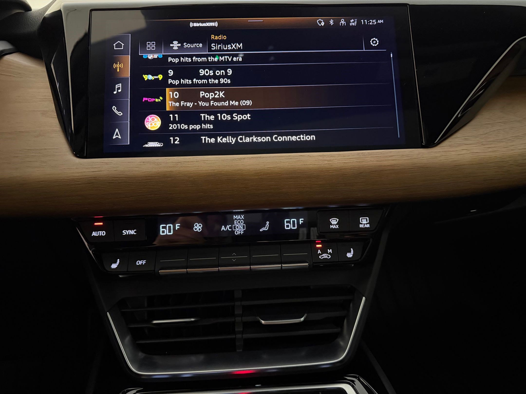 Certified 2023 Audi e-tron GT Premium Plus AWD/4WD image 22