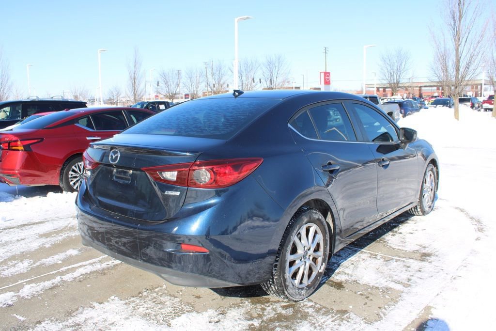 Used 2015 MAZDA MAZDA3 i Touring w/ Technology Package image 7