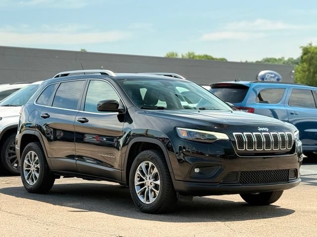 Used 2019 Jeep Cherokee Latitude Plus AWD/4WD image 28