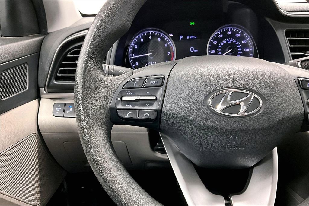 Used 2020 Hyundai Elantra SEL image 23