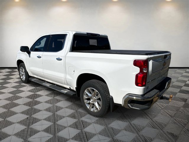 Used 2022 Chevrolet Silverado 1500 LTZ w/ LTZ Premium Package AWD/4WD image 3