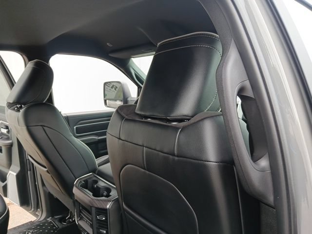 New 2026 RAM 5500 4x4 Crew Cab w/ Laramie Trim Package image 19