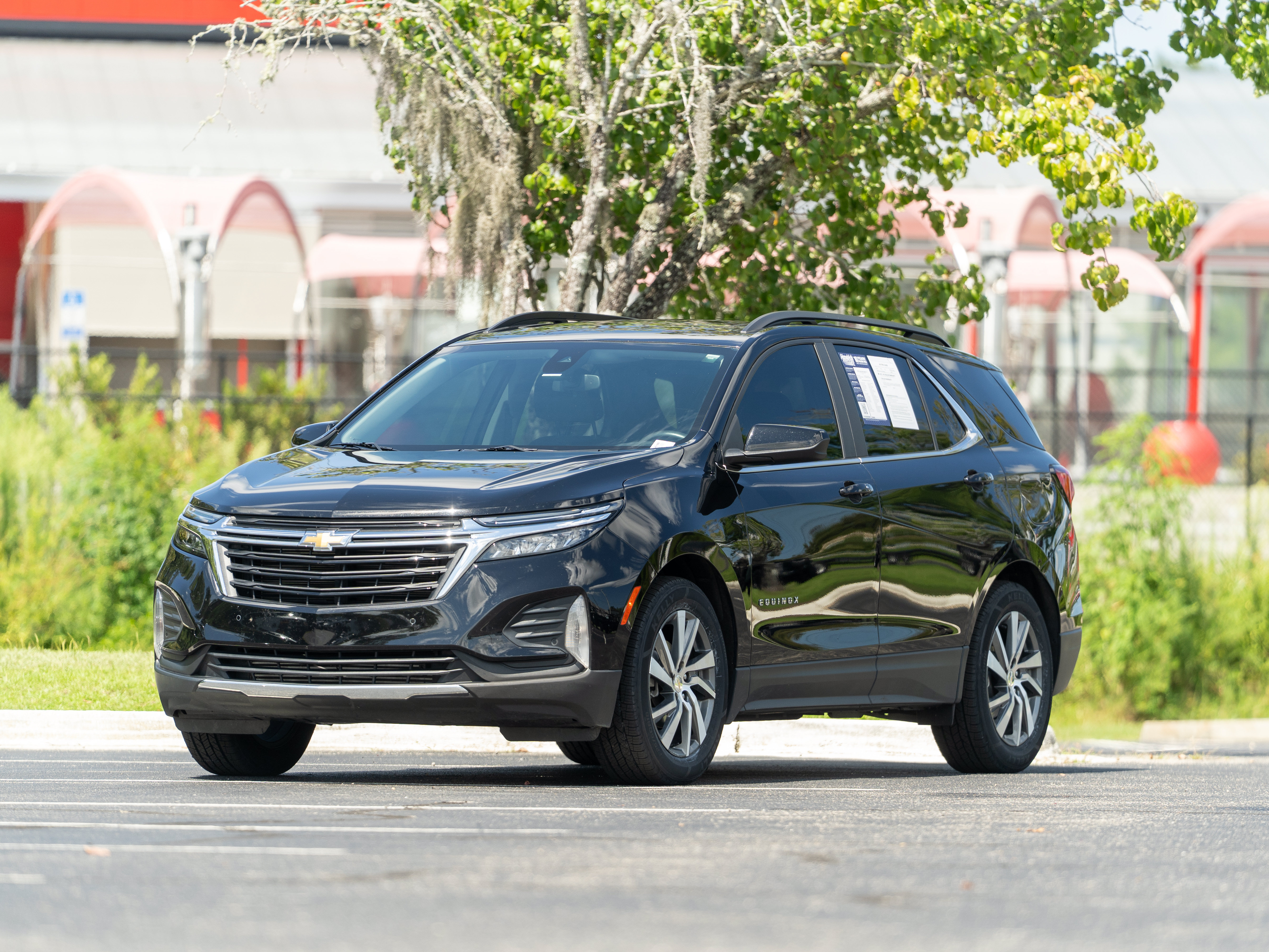 Used 2022 Chevrolet Equinox LT FWD image 34
