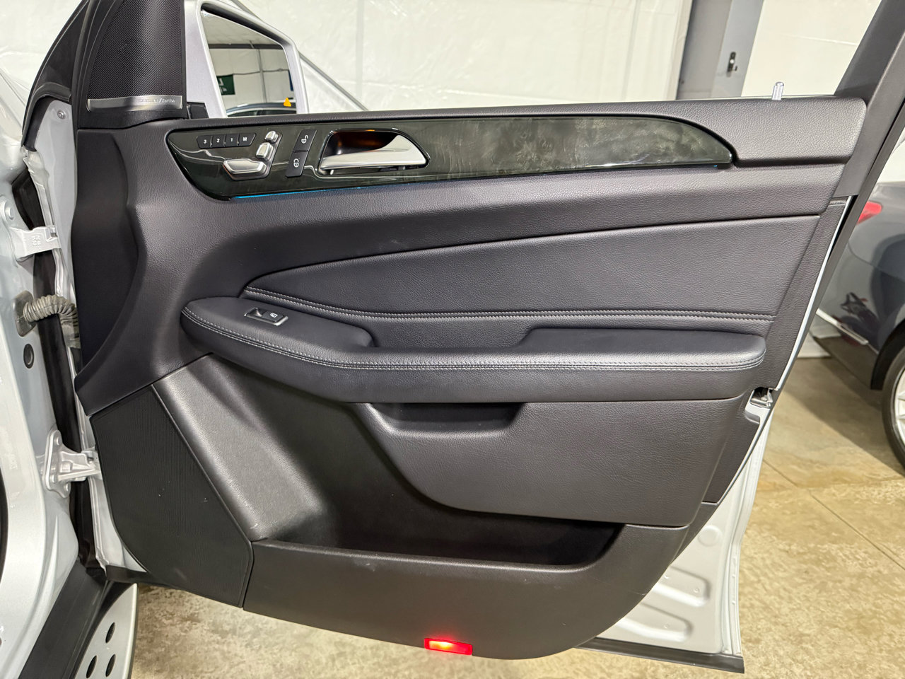 Used 2019 Mercedes-Benz GLS 450 4MATIC w/ Premium 1 Package image 26