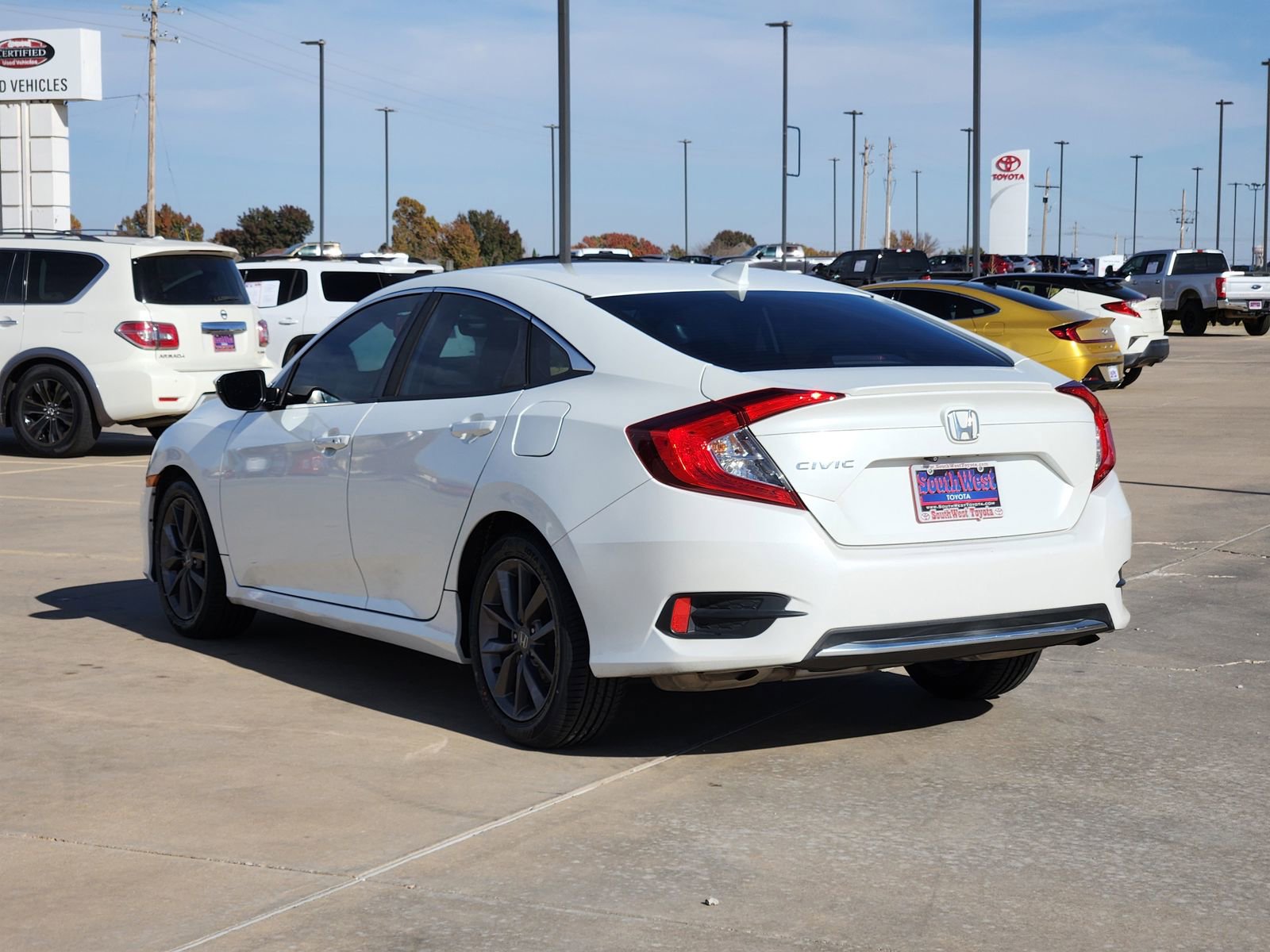 Used 2020 Honda Civic EX-L image 4