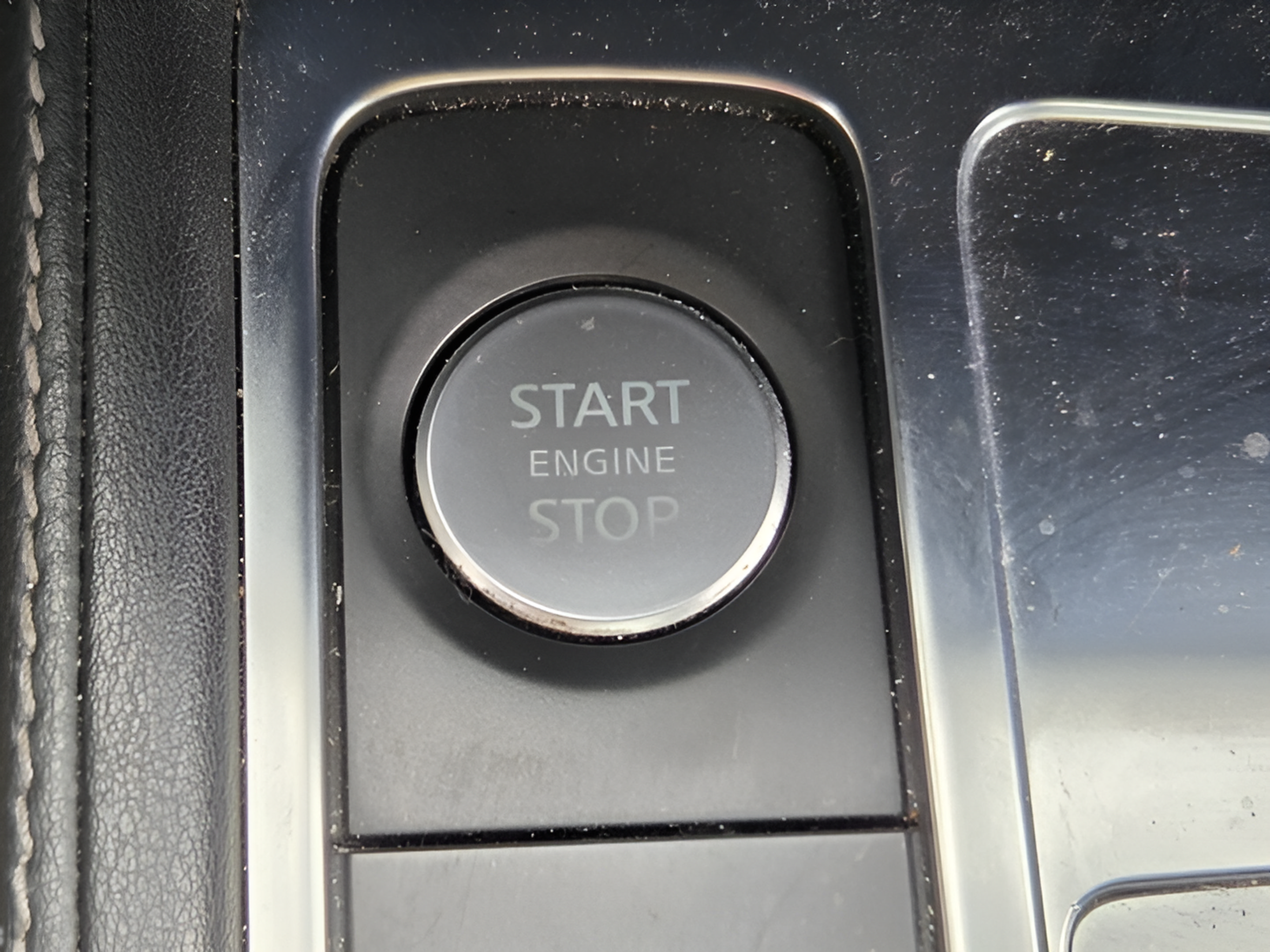 Used 2023 INFINITI QX60 Luxe AWD/4WD image 32