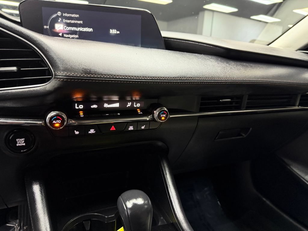 Used 2023 MAZDA MAZDA3 s FWD image 25