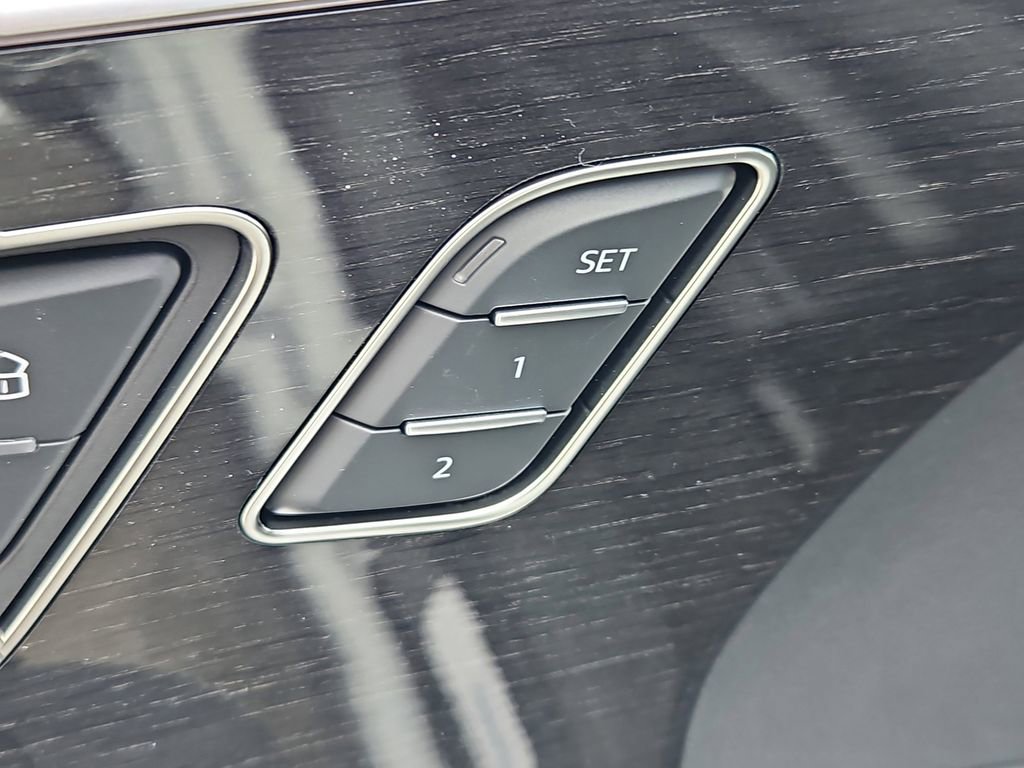 New 2025 Audi Q7 Premium Plus image 13