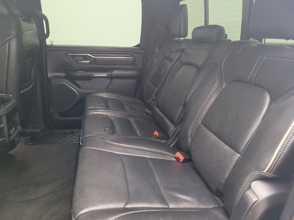Used 2019 RAM 1500 Limited w/ Body Color Bumper Group image 18