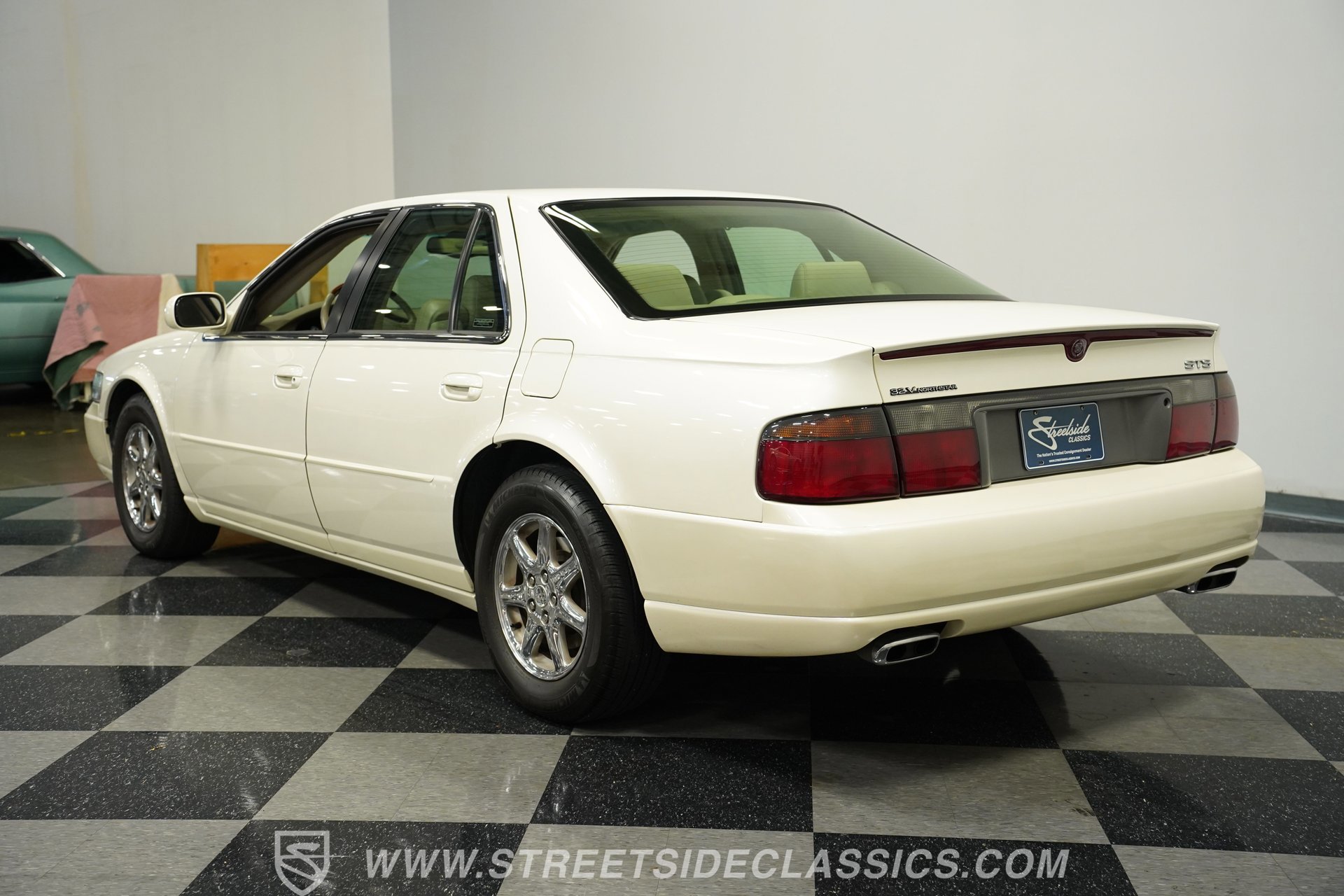 Used 1998 Cadillac Seville STS w/ Heated Seats Pkg image 9
