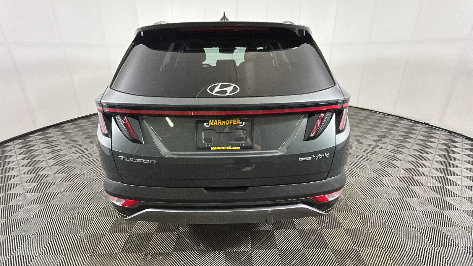 Certified 2024 Hyundai Tucson Limited AWD/4WD image 4