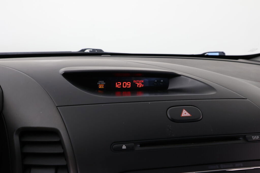 Used 2016 Kia Forte LX image 32